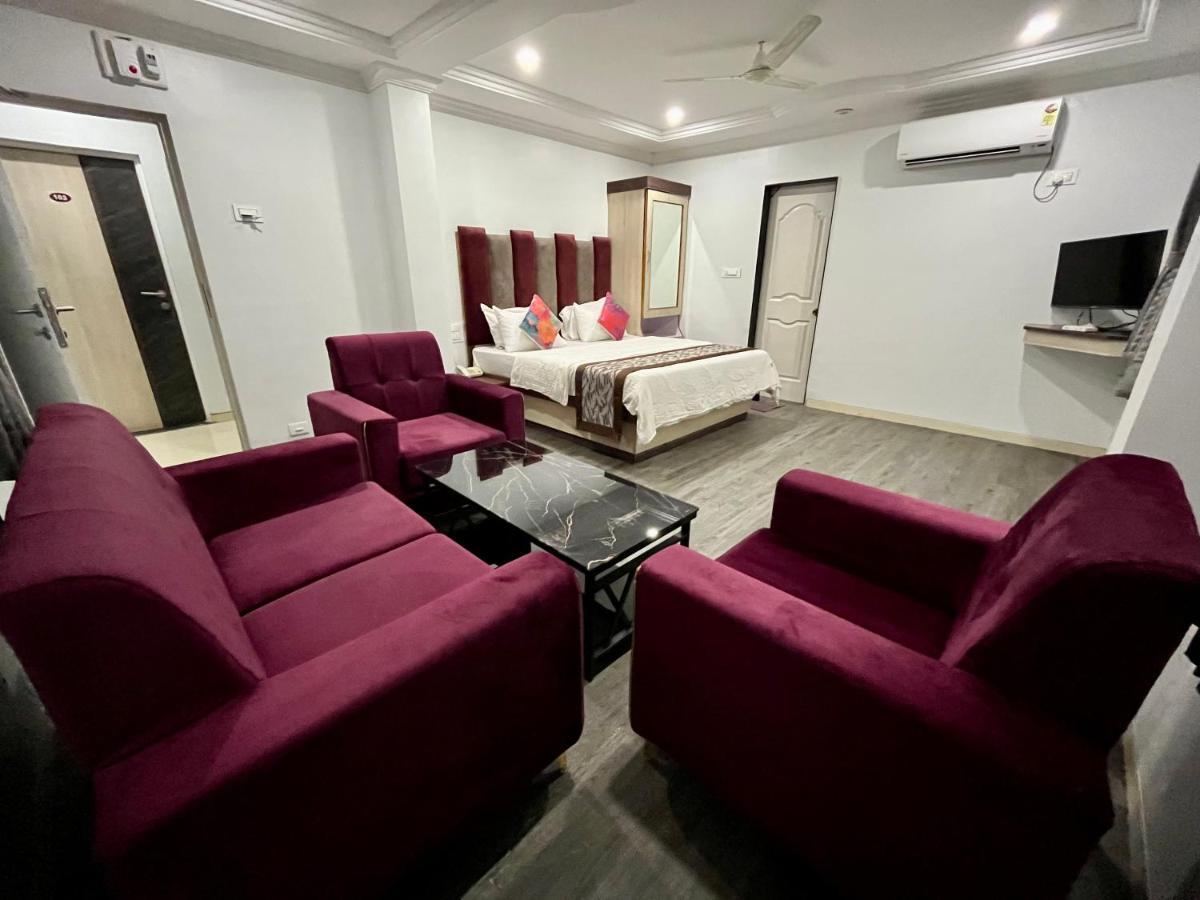 Hotel Jeet Paradise Phaltan المظهر الخارجي الصورة