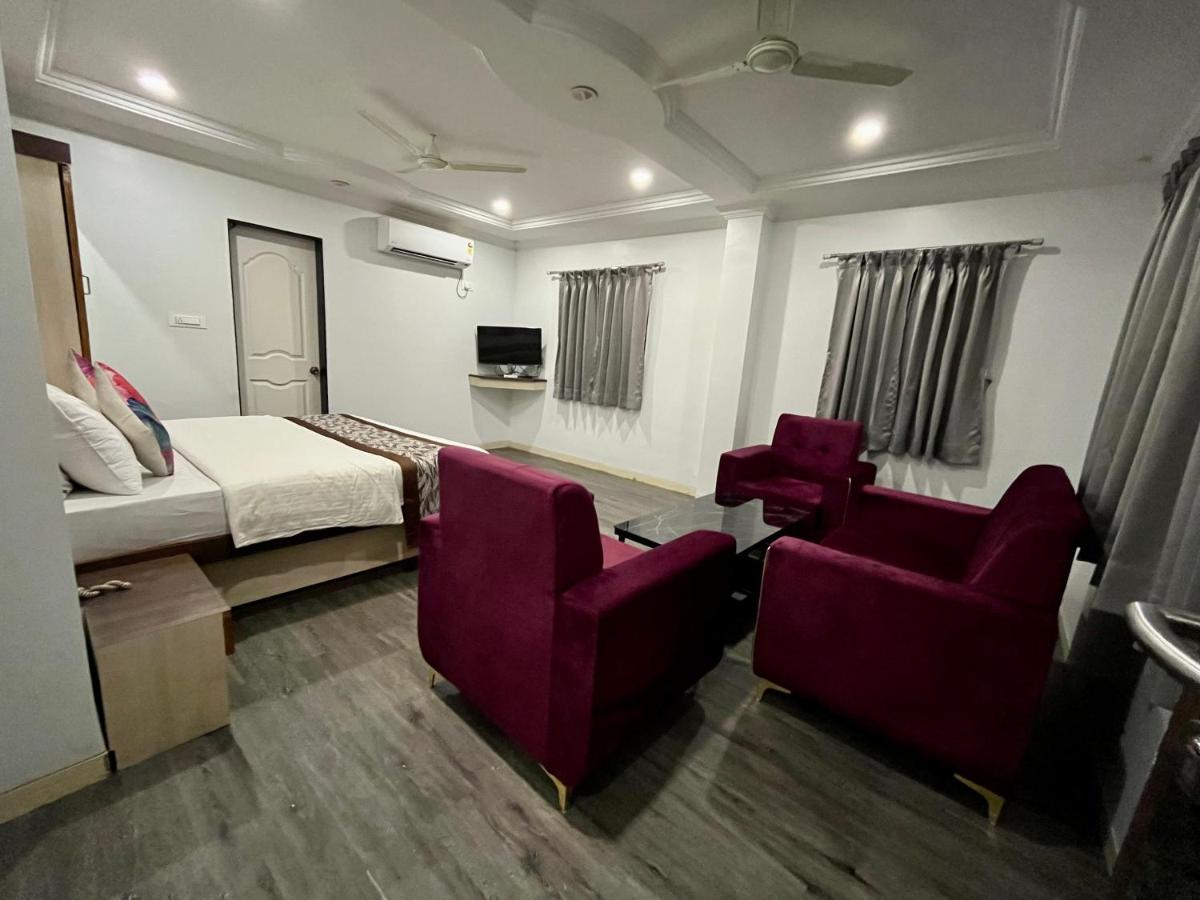 Hotel Jeet Paradise Phaltan المظهر الخارجي الصورة
