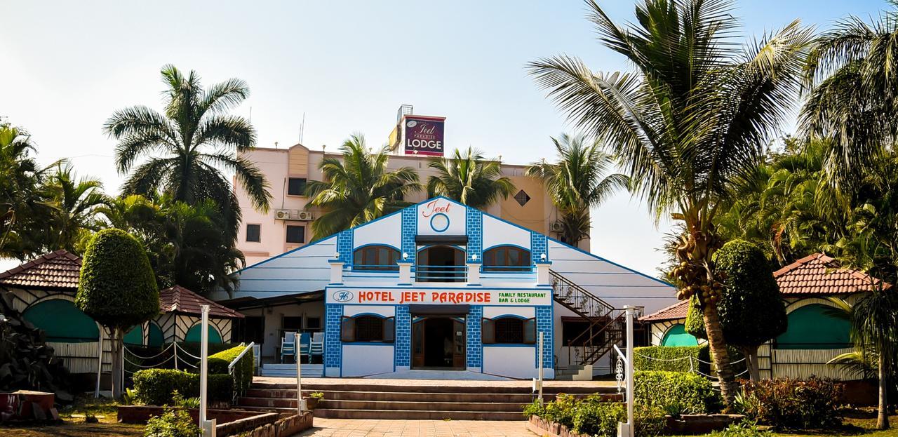 Hotel Jeet Paradise Phaltan المظهر الخارجي الصورة